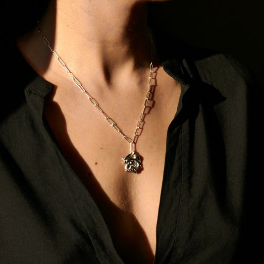 The Paionia Necklace