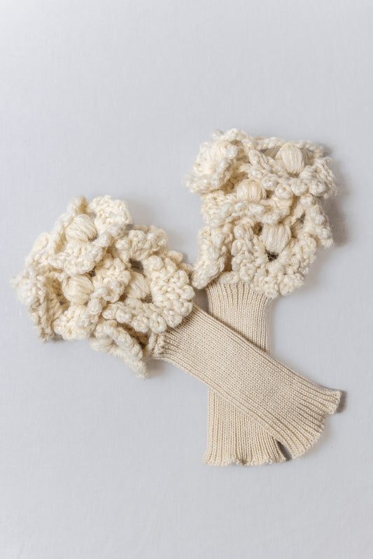 Blossom white cuffs