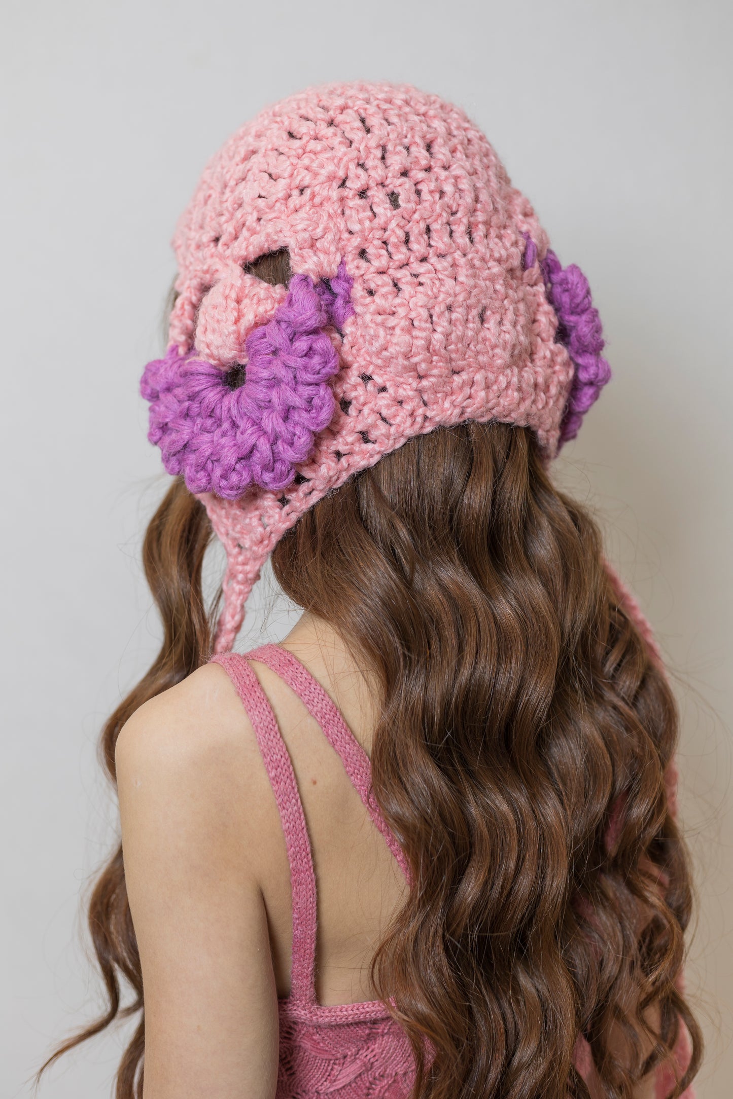 Flow-earflap pink hat