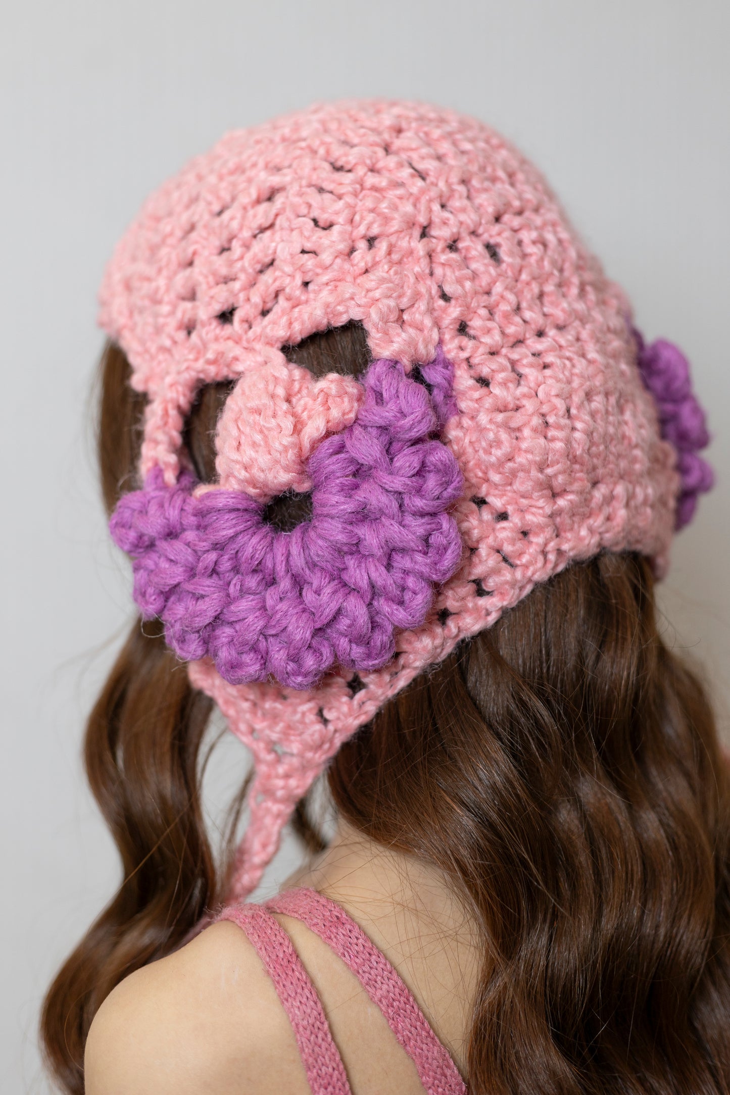 Flow-earflap pink hat