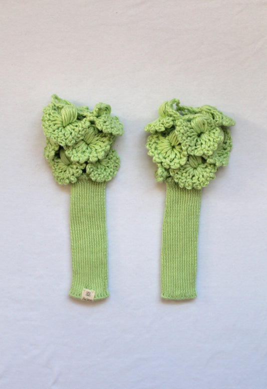 Blossom green cuffs