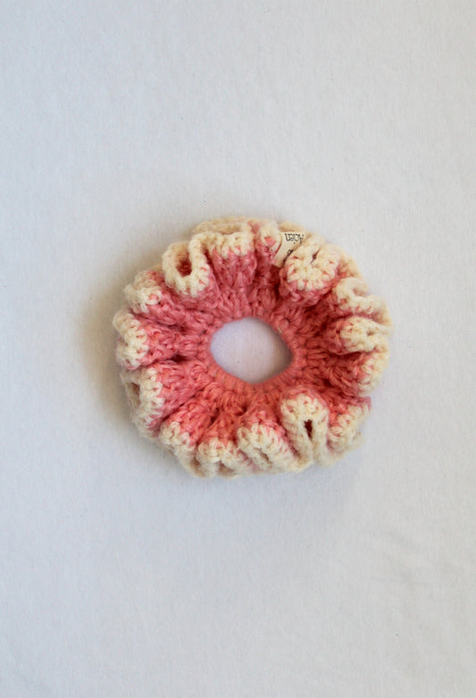 Petal spiral pink & white scrunchie
