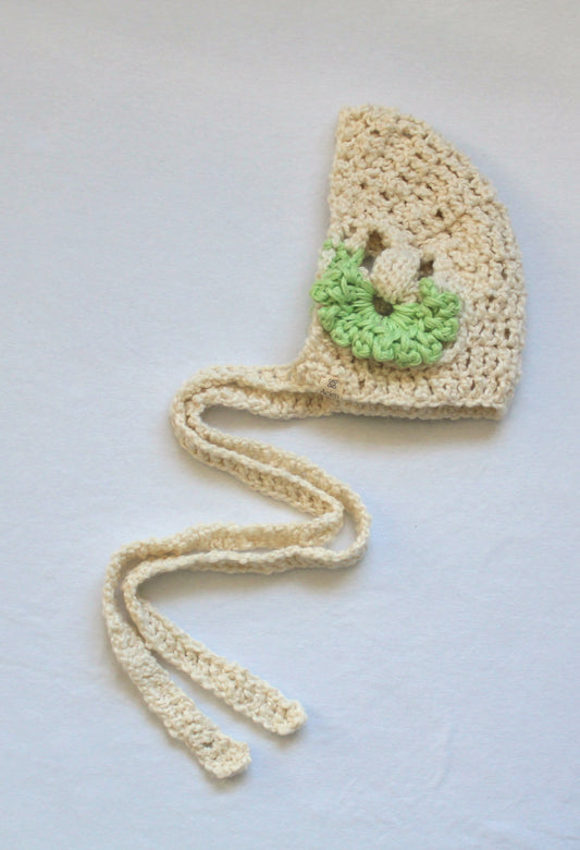 Flow-earflap White Hat