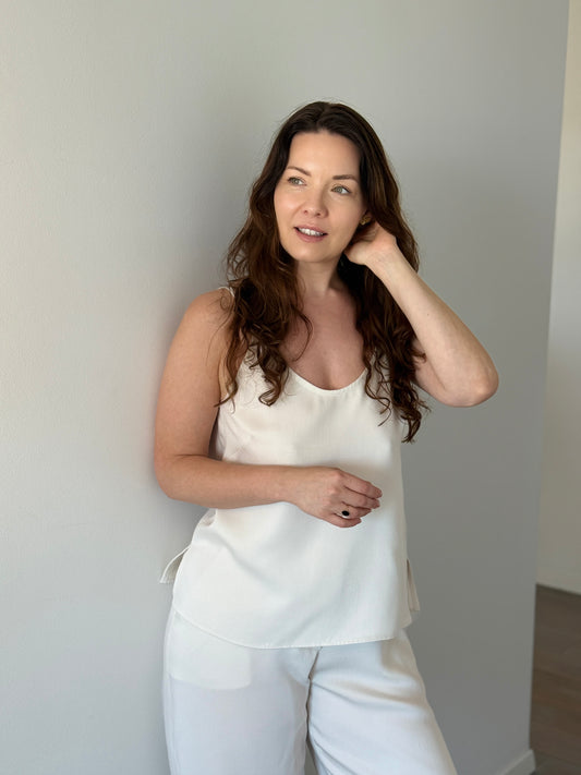 Velvety Top Belgravia Lily White