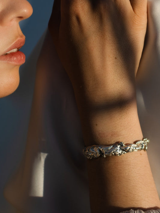 The Avra Bracelet