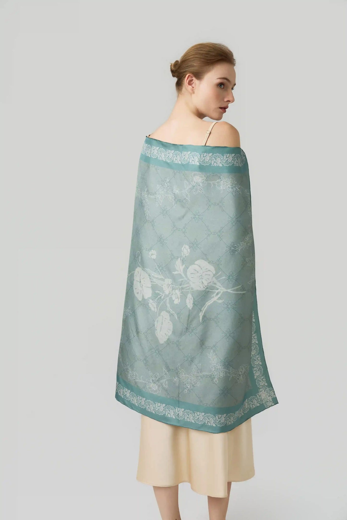 Garden Veil 90 square scarf
