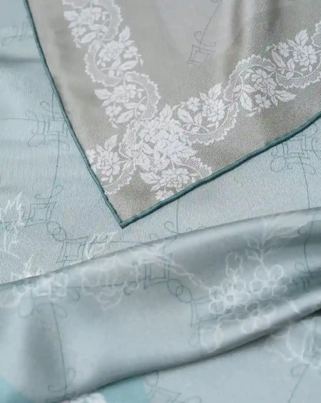 Garden Veil 90 square scarf