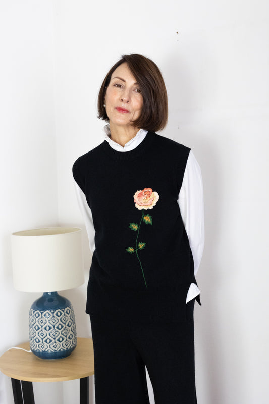 DIALOGO sweater vest